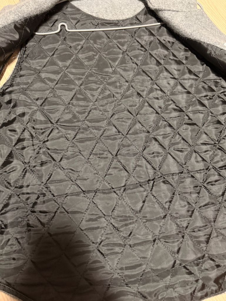 서울 디자이너 브랜드 모 조끼 누빔 퀼팅 경량 베스트 556677 정도 사이즈 이미지