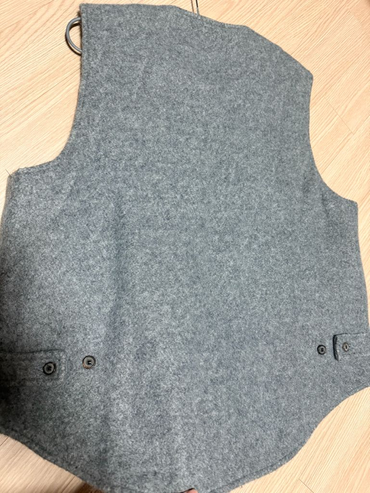 서울 디자이너 브랜드 모 조끼 누빔 퀼팅 경량 베스트 556677 정도 사이즈 이미지