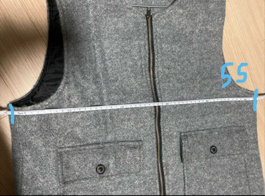 서울 디자이너 브랜드 모 조끼 누빔 퀼팅 경량 베스트 556677 정도 사이즈 이미지