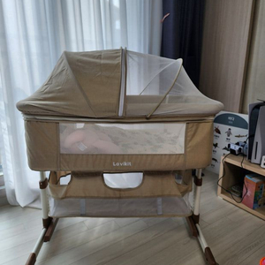 아기침대 팔아요 이미지