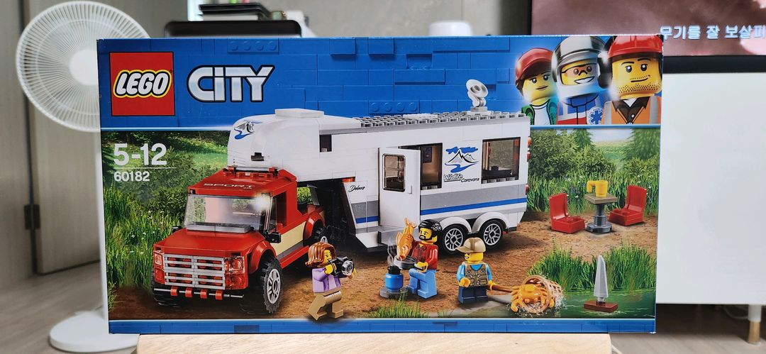 레고 시티 캠핑카 60182 새상품 미개봉 이미지