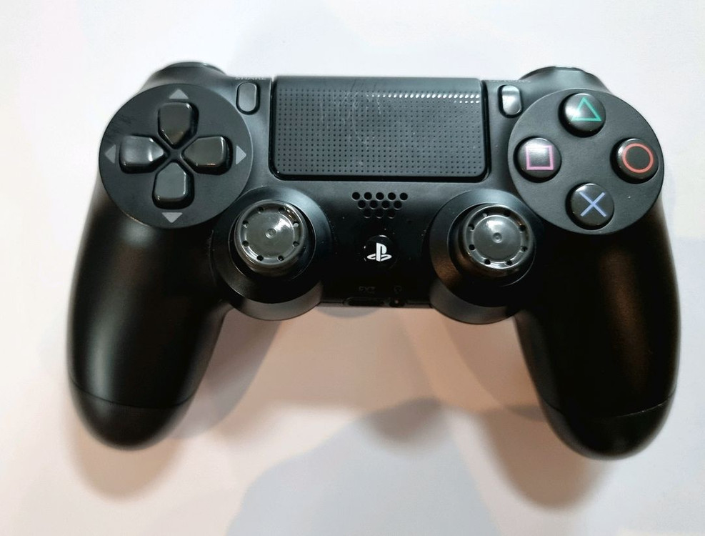 PS4 듀얼쇼크 컨트롤러 이미지