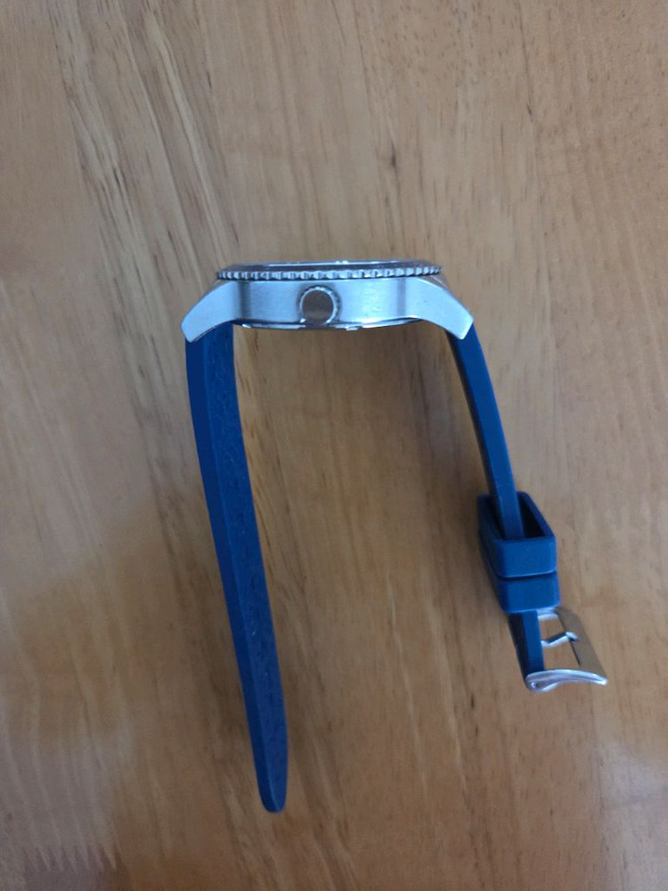 정품 코치 시계 용두포함 4,5mm 한달전 밧데리 교환 이미지