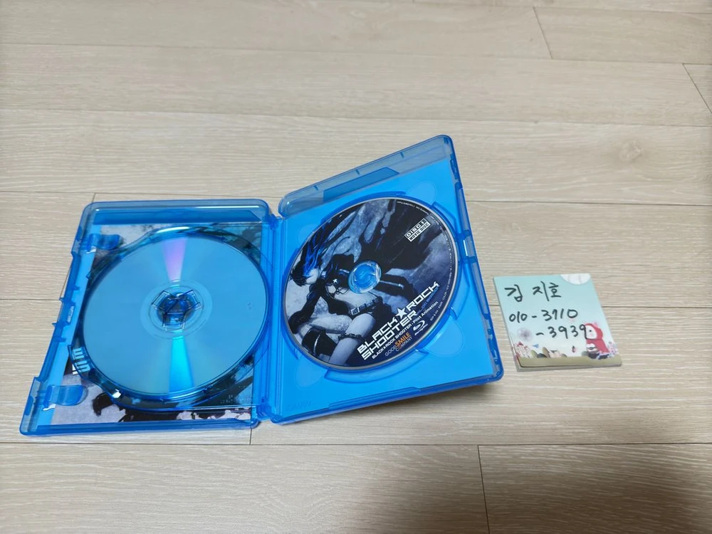 하츠네미쿠 블랙록슈터 블루레이 파일럿 에디션 팝니다. 이미지