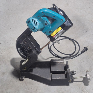 마끼다 밴드쏘 (makita 2106) 일본산 중고 팝니다 이미지