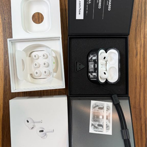 에어팟프로2세대 Ctype 층전 + D brand 케이스 스킨 이미지