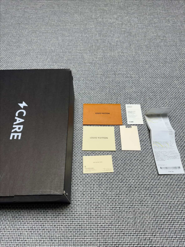 루이비통 아치라이트 스니커즈 신발 이미지