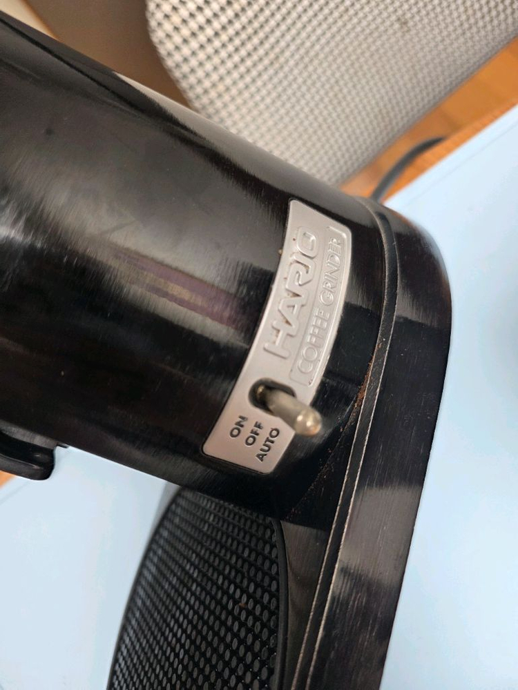 하리오 V60 전동 커피 그라인더 정품 이미지