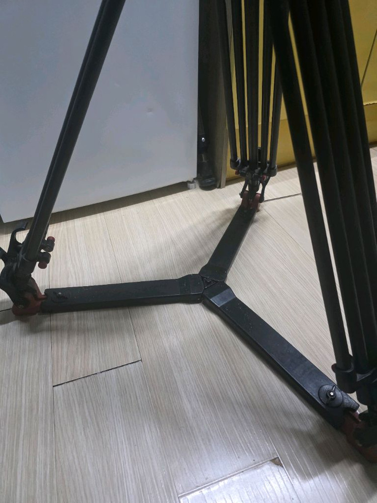 셔틀러 ENG2CF 카본 HD3단 삼각대 이미지