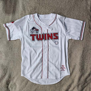 LG트윈스 야구 유니폼 이미지