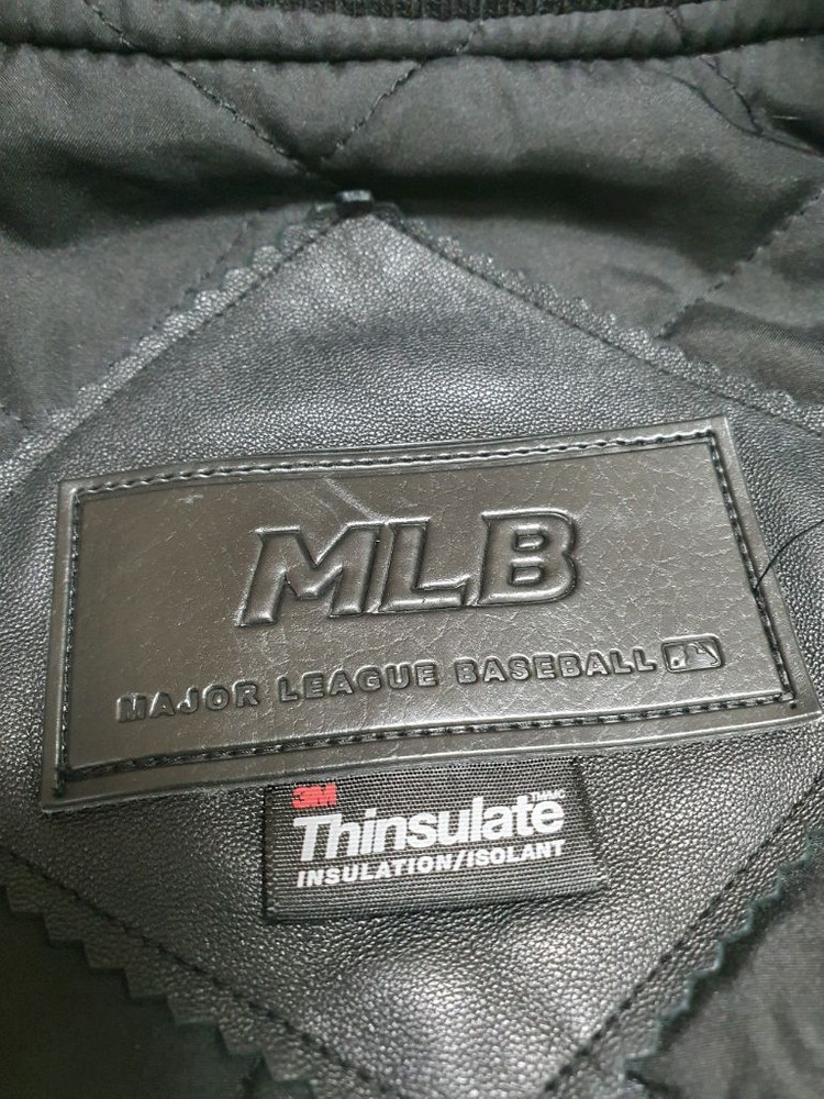 90 MLB 엠엘비 가죽 자켓 양가죽 남여공용 90사이즈 완전깨끗해요 이미지