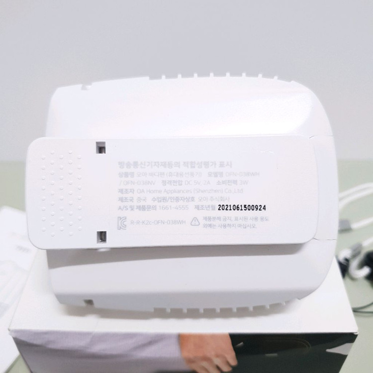 단순개봉) 오아 바디팬 클립형 휴대용 바디 선풍기 OFN-038WH 이미지