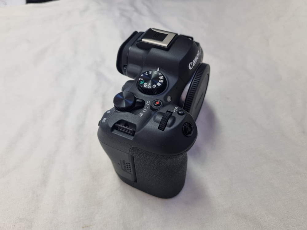 캐논 r6 mark2 r6m2 판매합니다 이미지