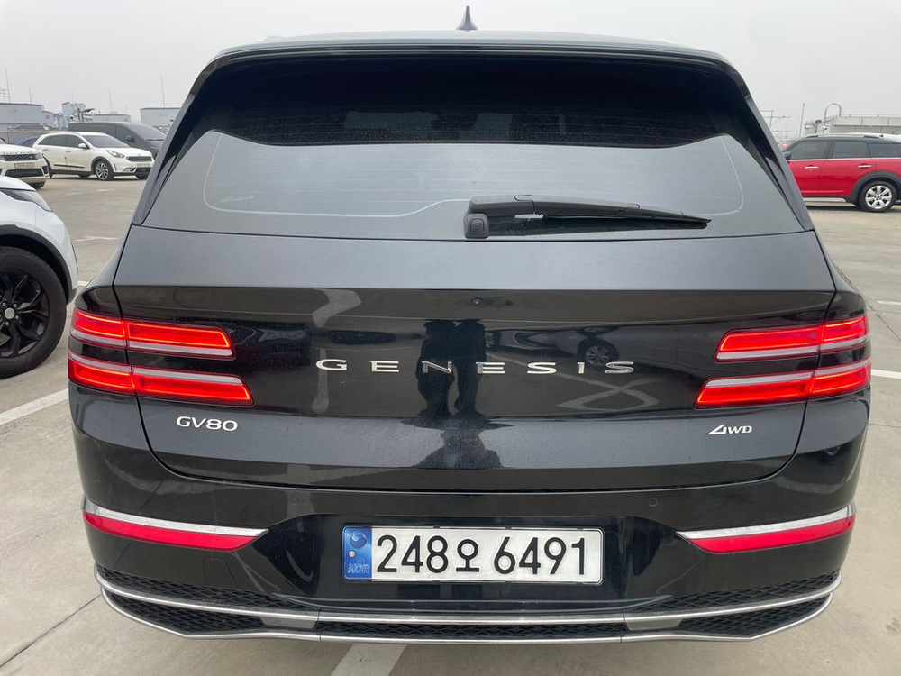 제네시스 GV80 2.5T 가솔린 AWD 중고차 24년08월 21283km 완전무사고 신형모델 짧은키로수입니다. 이미지