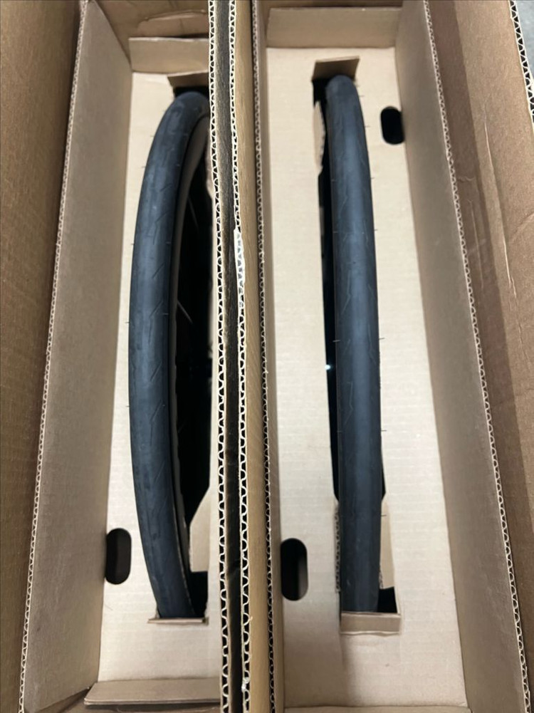 로드 자전거 본트래거 에올루스 프로 51 카본 휠셋 대차 팝니다 이미지