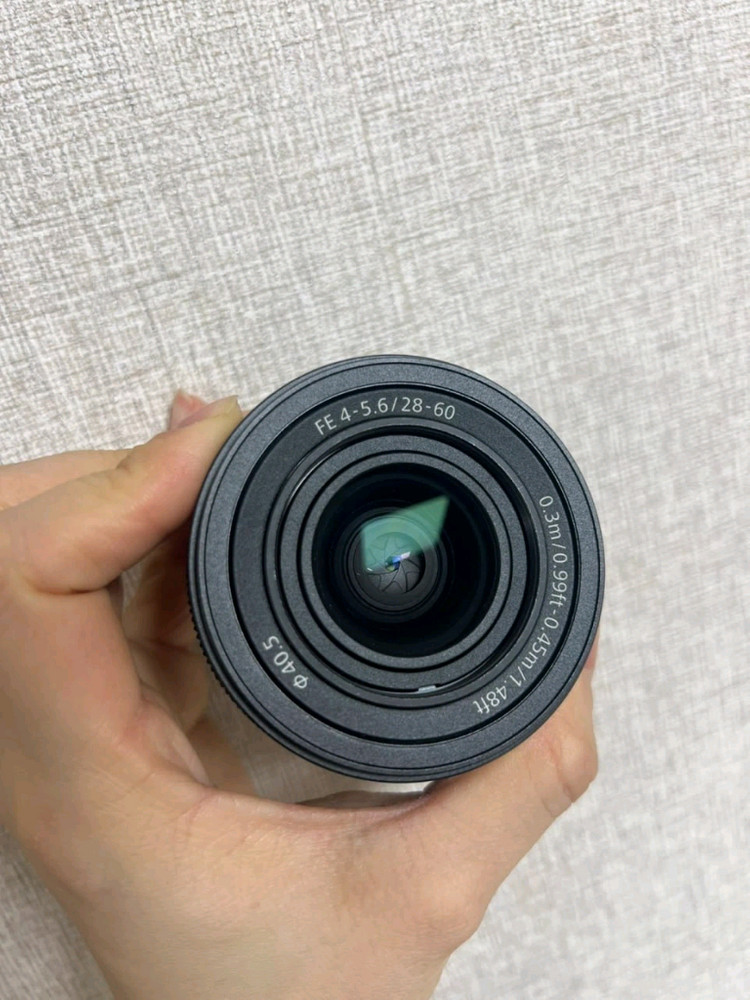 소니 a7c2 미러리스 카메라 / 번들렌즈 Fe4-5.6/28-60 이미지