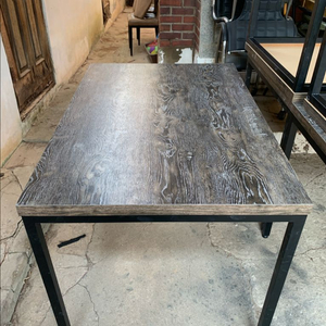 카페 식당 술집 테이블 8개 이미지