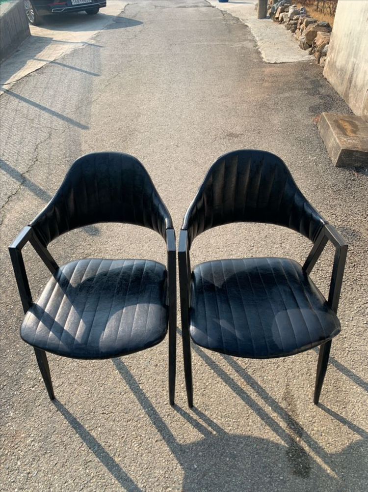 카페의자 식당의자 17개 이미지