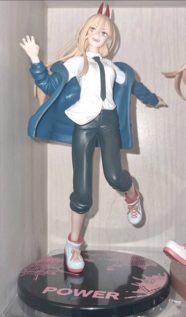 체인소맨 파워 타이토 피규어 이미지