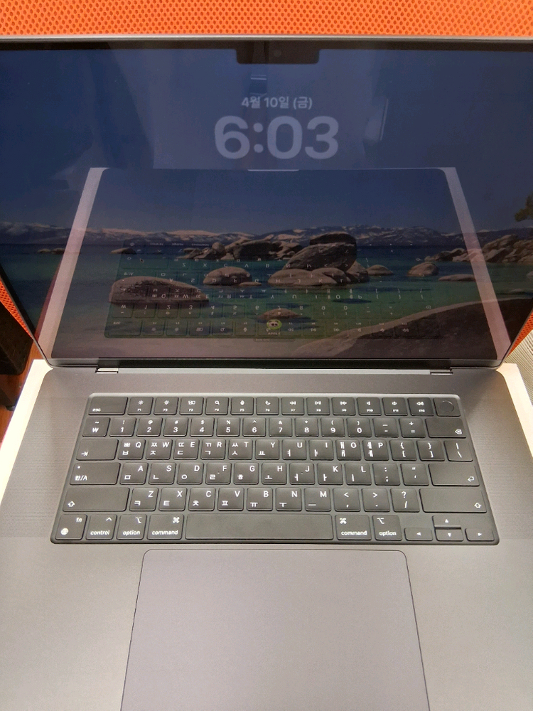 단순개봉 맥북프로16 M4pro 판매합니다. 이미지