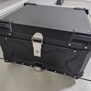 오토바이용 알루미늄 탑박스 100L 팝니다(상태양호) 이미지