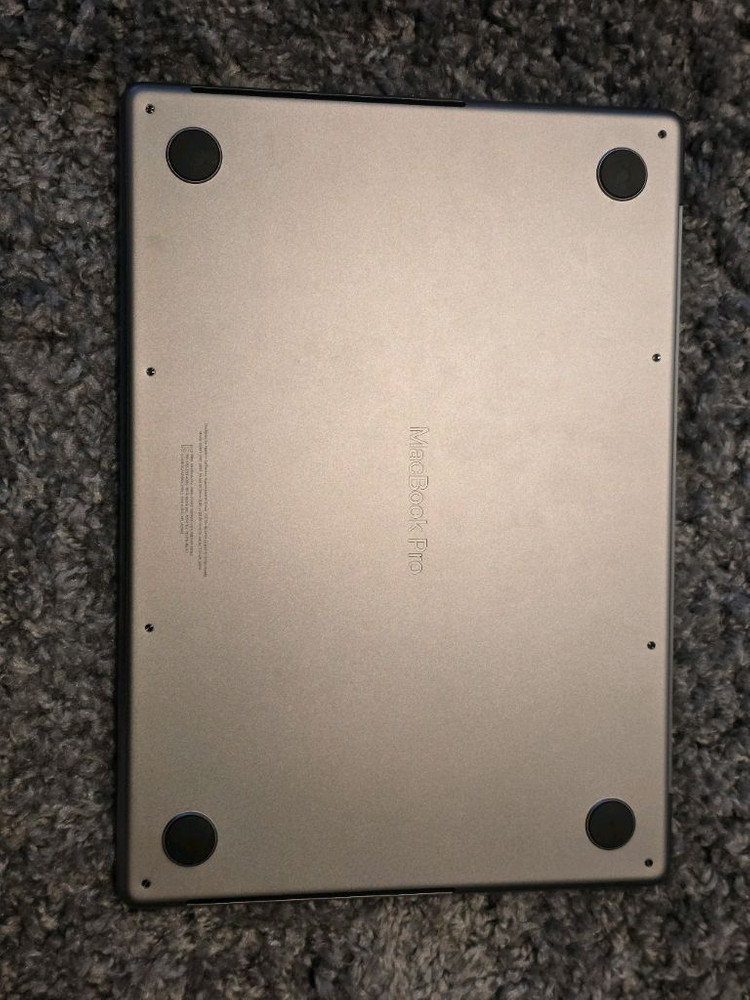 맥북 프로 14인치 M1 Max 고급형 스페이스 그레이 이미지