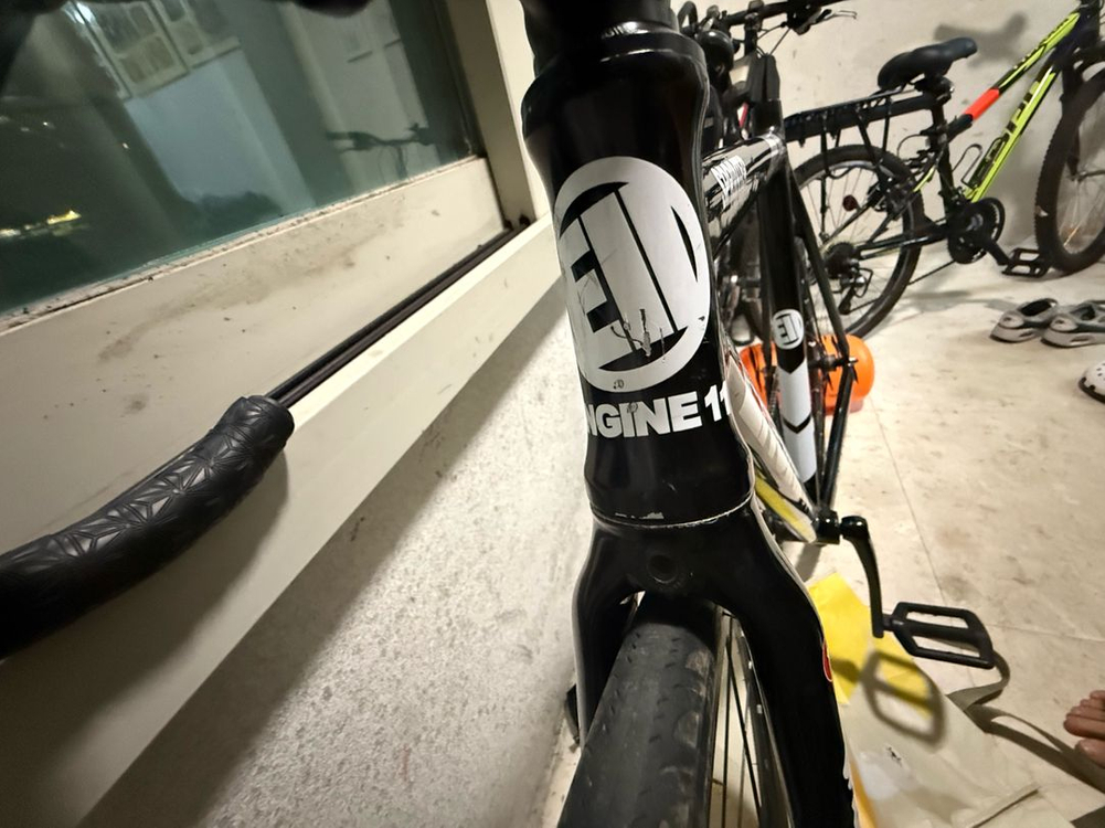 엔진11 스프린터 2014 완차(핸들셋 제외 인장셋 있음) 이미지