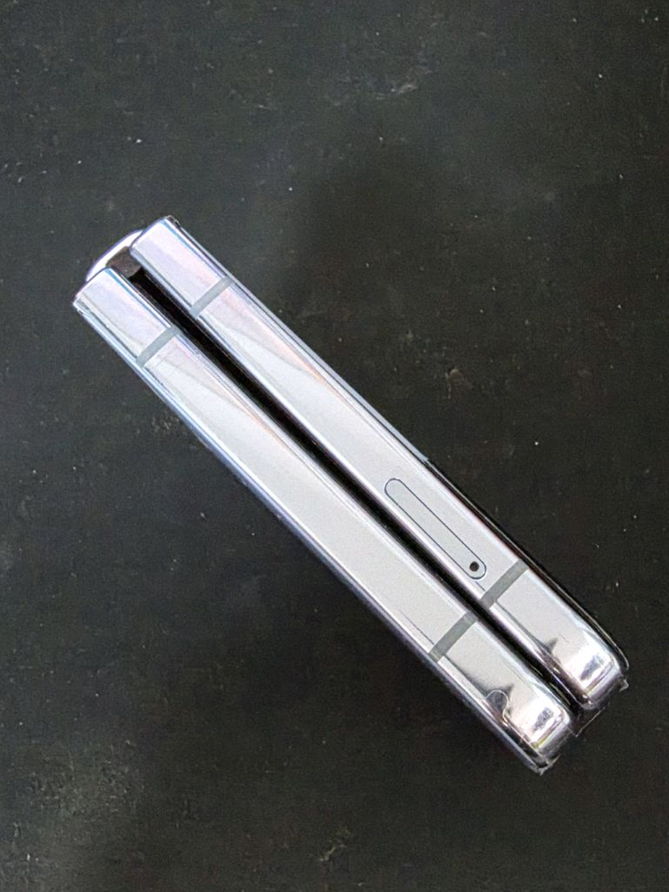 삼성 갤럭시 Z 플립4 블루 256GB 이미지