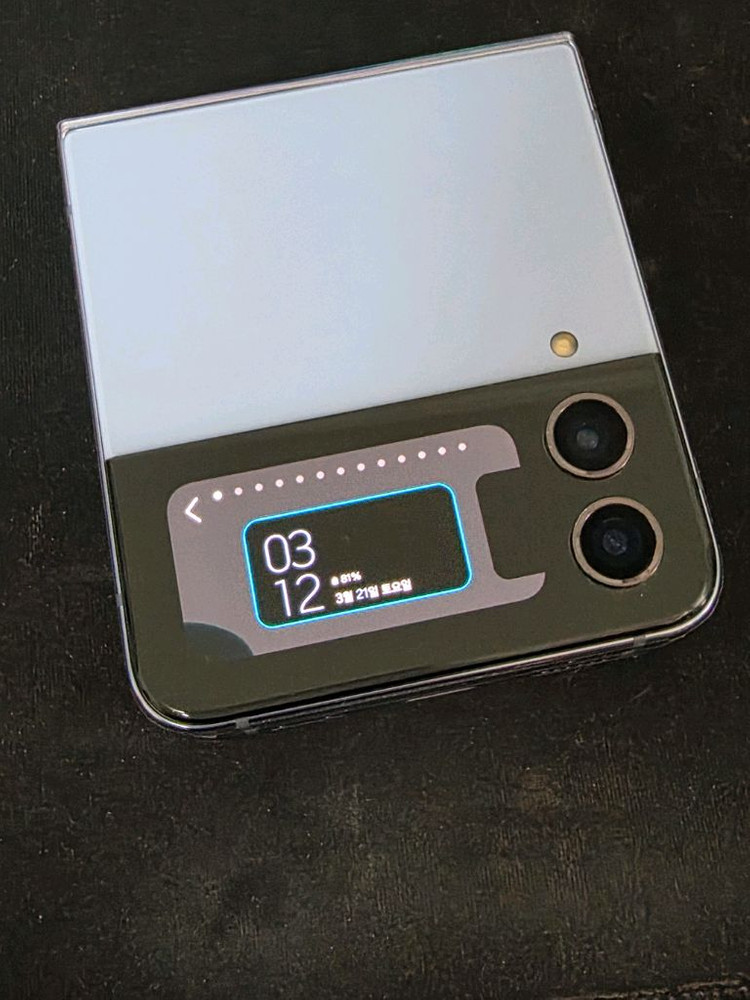 삼성 갤럭시 Z 플립4 블루 256GB 이미지