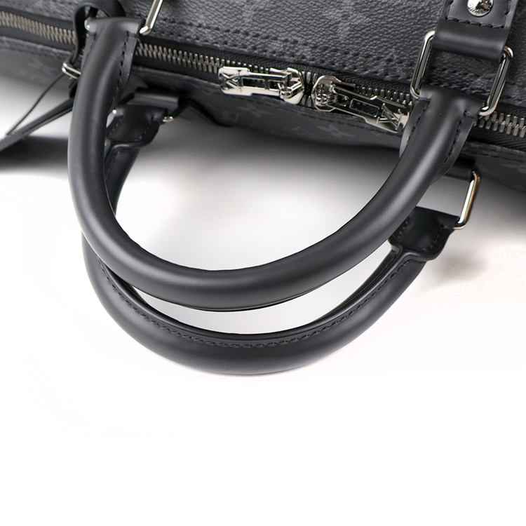 [중고명품다올] 루이비통 모노그램 이클립스 키폴 반둘리에 50 토트숄더백 M14202 이미지