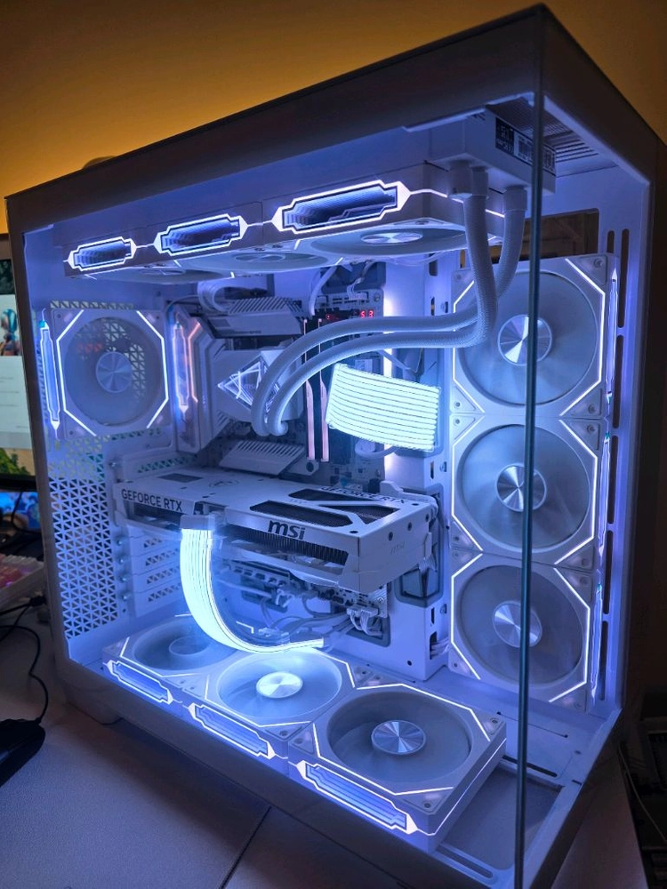 인텔 울트라9 285K z890 rtx5080 화이트 고급PC 이미지