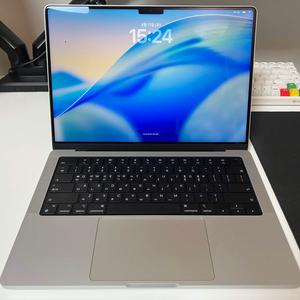 맥북 m2 프로 14 실버 이미지