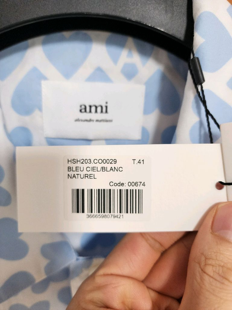 새상품 아미AMI 블루 반팔 셔츠 미개봉 팝니다 이미지