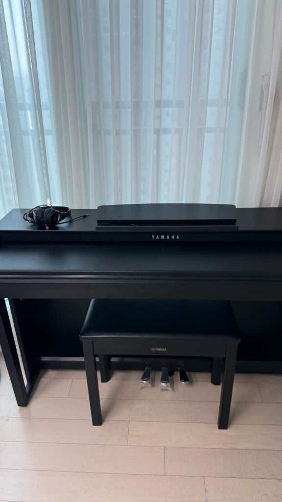 디지털피아노 이미지