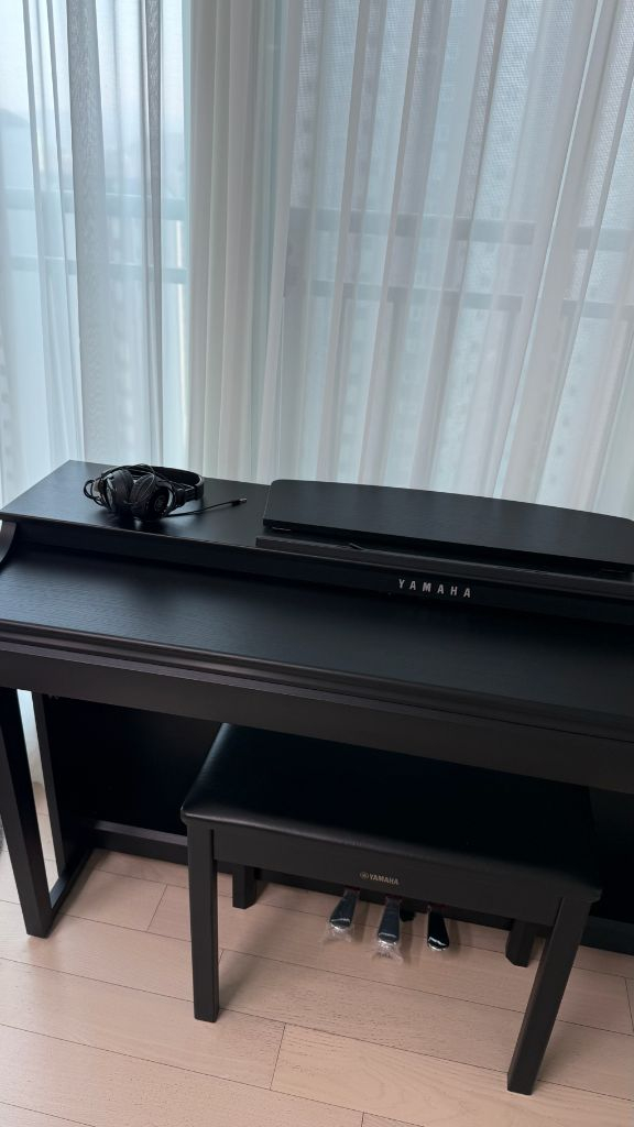 디지털피아노 이미지