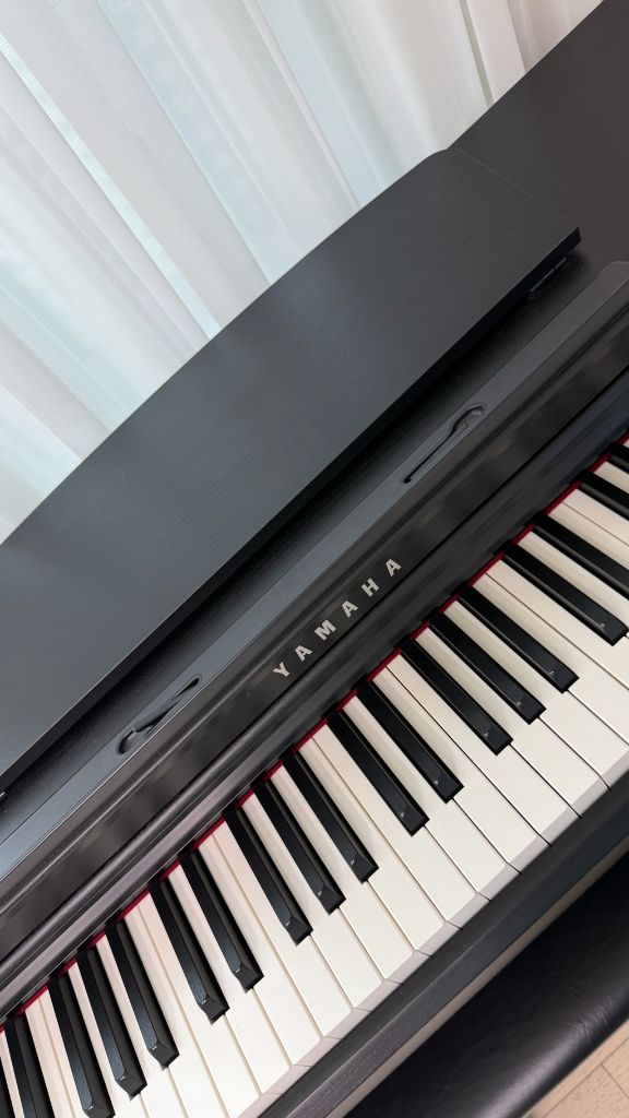 디지털피아노 이미지