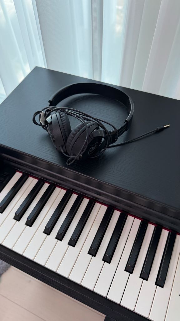 디지털피아노 이미지