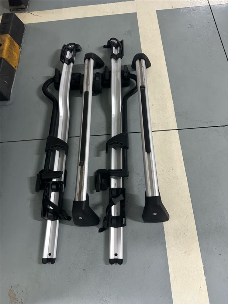 bmw f20 118d 순정 가로바 및 자전거 거치대 이미지