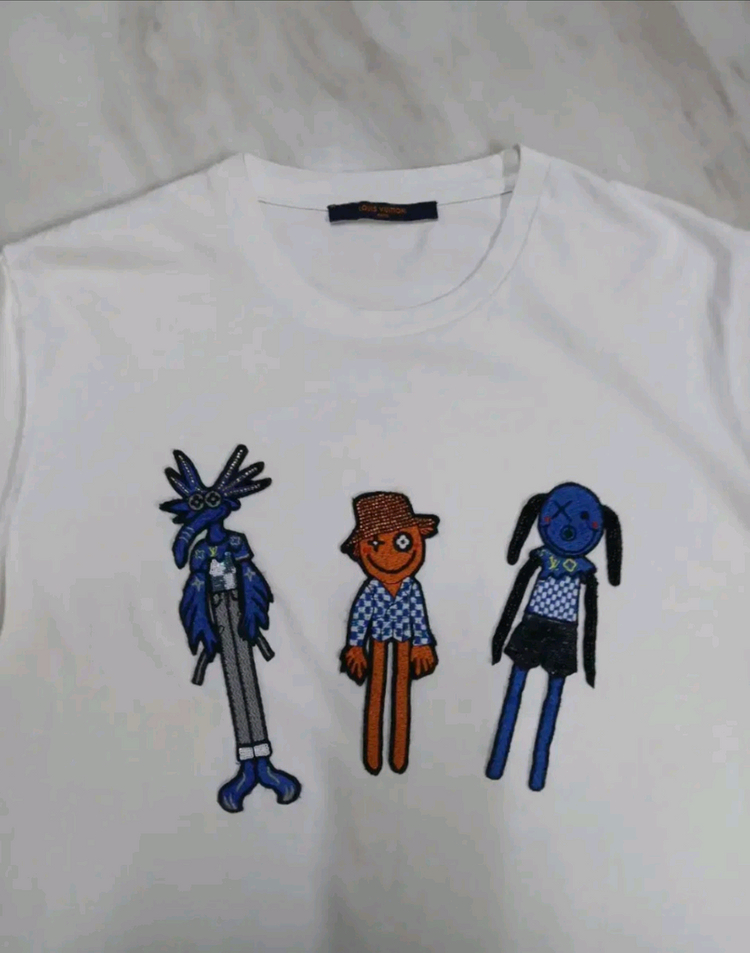 [전체글 필독 파격가 남여공용] 루이비통 반팔 티셔츠 XL 사이즈 (샤넬 구찌 프라다 펜디 에르메스 디올) 이미지