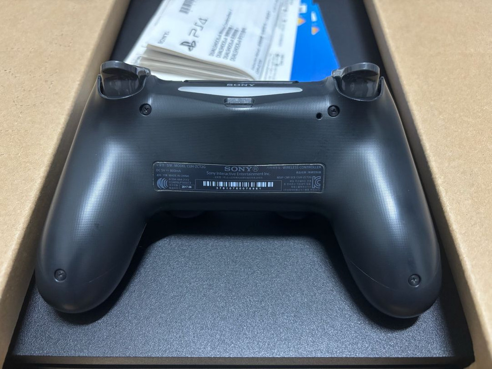 플스4 프로 풀박스 9.0 이하 + 듀얼쇼크4 이미지