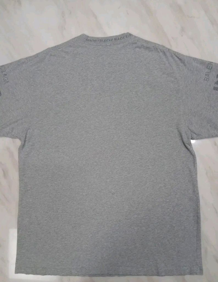 [정품 파격가 남여공용] 발렌시아가 프린팅 반팔 티셔츠 L 사이즈 (루이비통 샤넬 구찌 펜디 프라다 에르메스 디올) 이미지