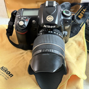 니콘 D80 DSLR 카메라 + 탐론 28-200mm 렌즈 이미지