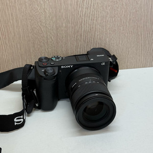 소니 a6700 본체 + 시그마 18-50