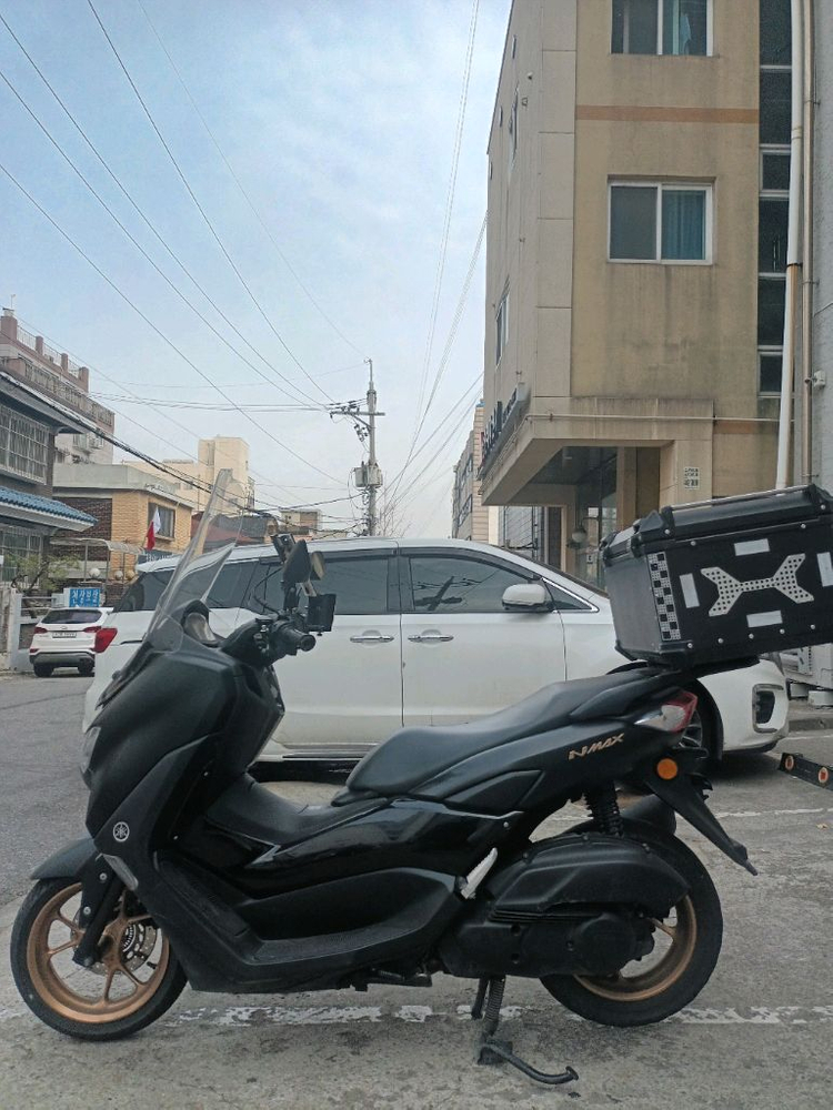 Nmax125 22년식 7만km 배달셋팅0 판매합니다. (오토바이) 이미지