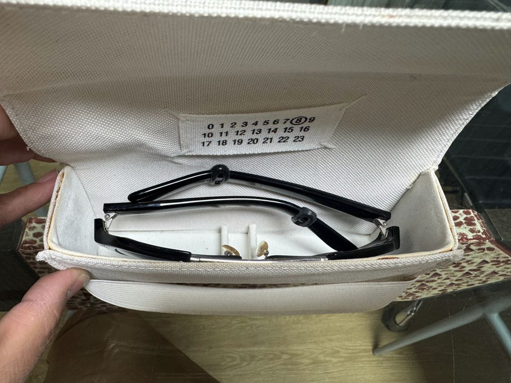 메종 마르지엘라 선글라스 이미지