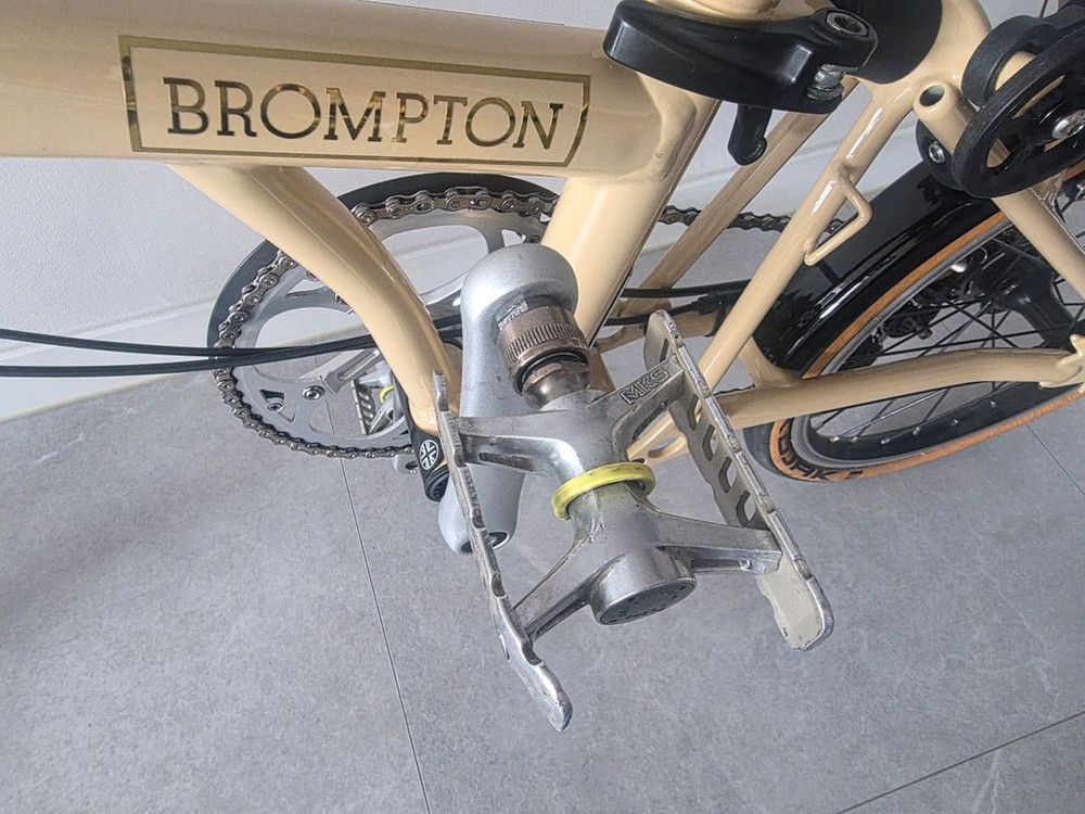 브롬톤 S3R 샌드색 이미지