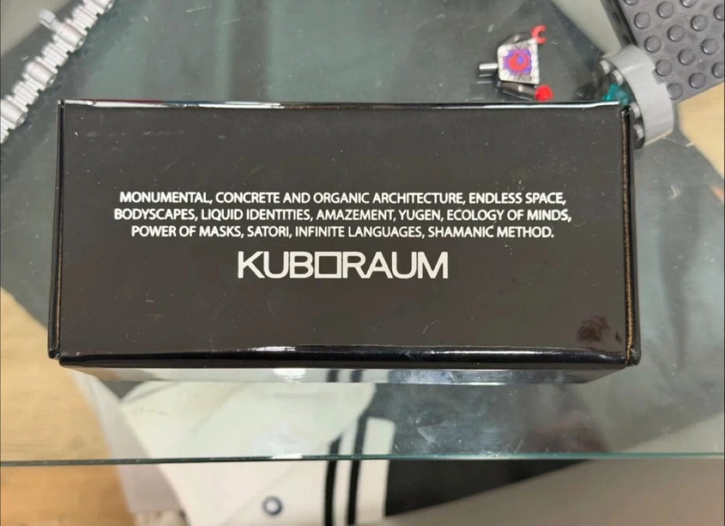 KUBORAUM의 Maske P4 안경 이미지