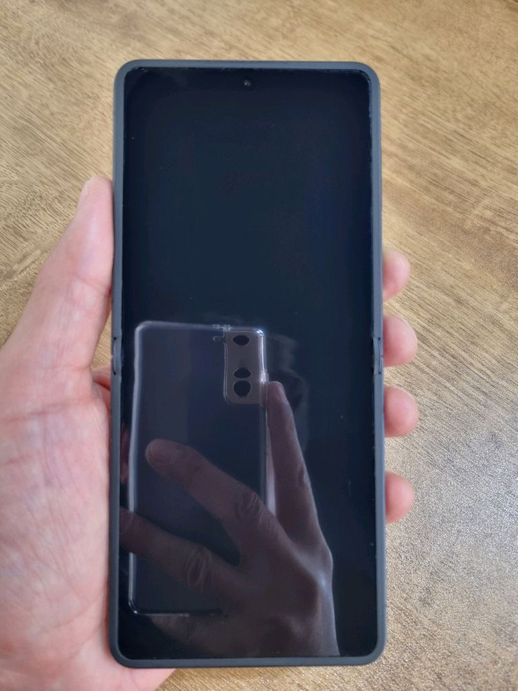 갤럭시Z플립7 블랙 256GB 자급제공기계 중고폰 최저가 당일발송 이미지