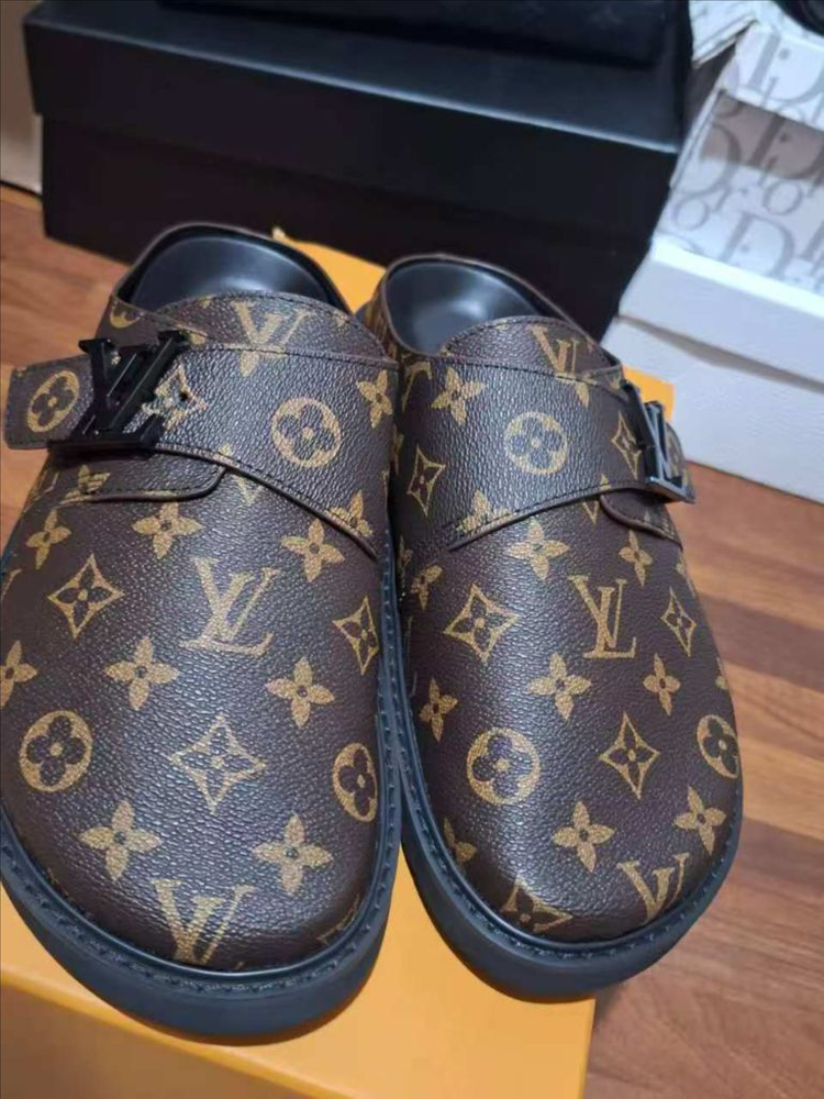 루이비통 슬리퍼 이미지