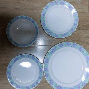 행남자기 빈티지 보울 접시 세트 4P 팝니다 이미지